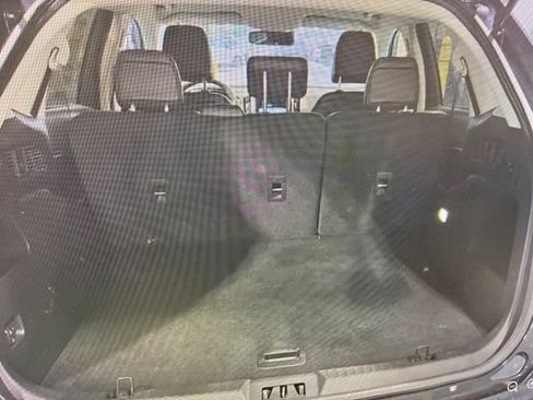 Used 2024 Ford Edge SEL AWD/4WD image 9