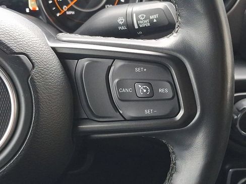 Used 2022 Jeep Wrangler Unlimited Sport AWD/4WD image 23