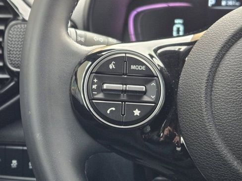 Certified 2023 Kia Soul EX image 28