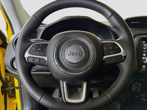 Used 2023 Jeep Renegade Altitude AWD/4WD image 15