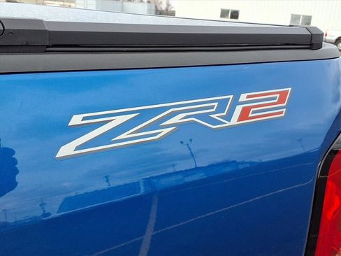 Used 2018 Chevrolet Colorado ZR2 image 31