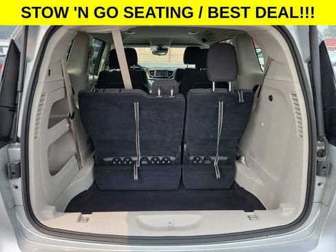 Used 2023 Chrysler Voyager LX FWD image 26