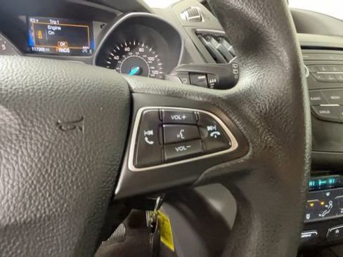 Used 2017 Ford Escape SE FWD image 27