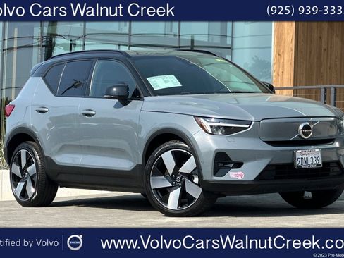Certified 2023 Volvo XC40 Recharge Ultimate image 1