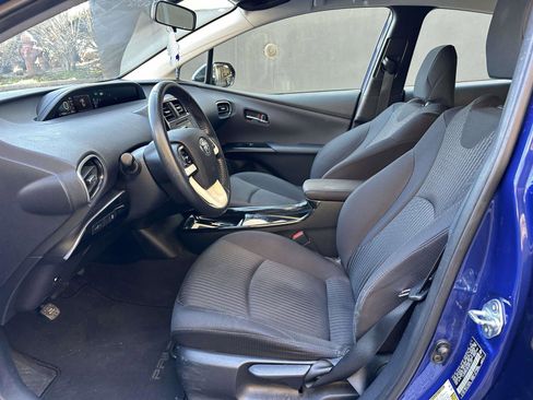 Used 2016 Toyota Prius Three image 14