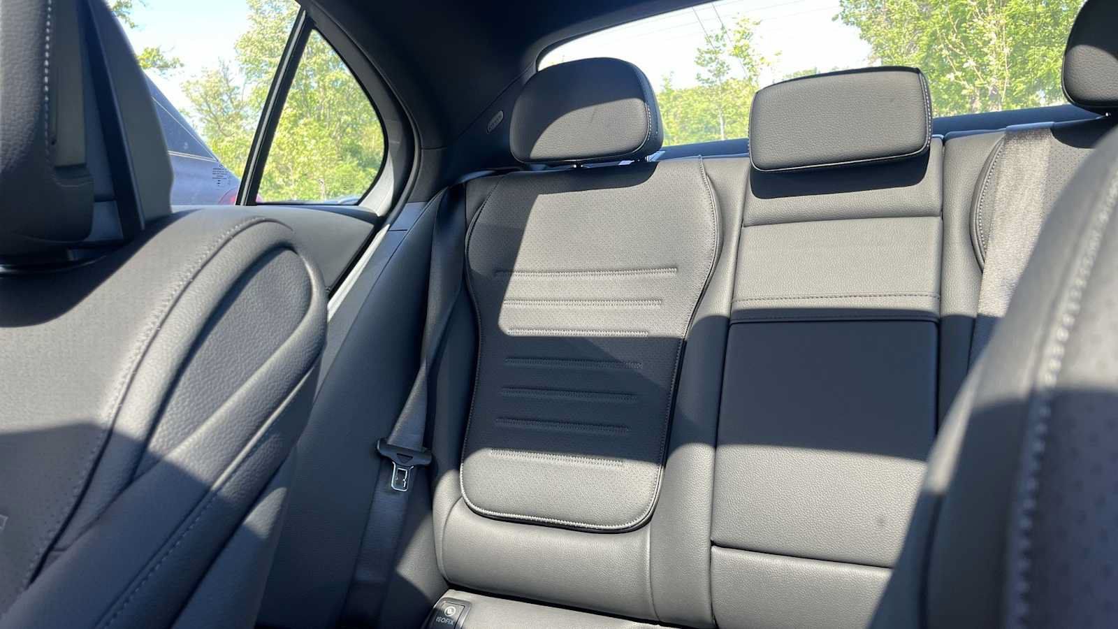 Used 2026 Mercedes-Benz C 300 4MATIC Sedan image 30