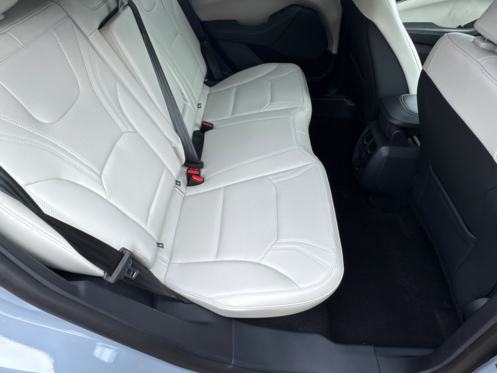 Used 2025 Ford Mustang Mach-E Premium RWD image 18