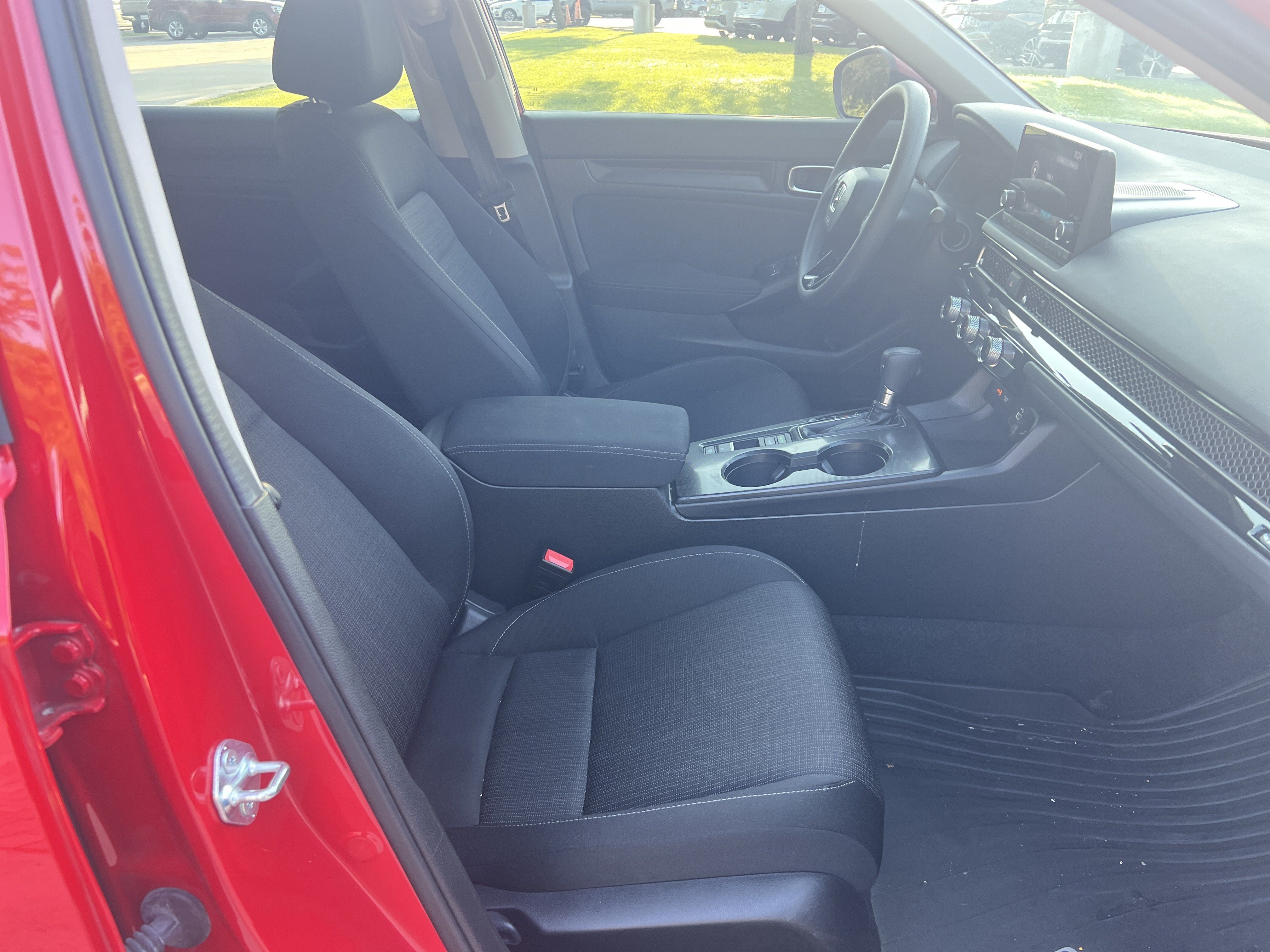 Used 2023 Honda Civic LX image 27