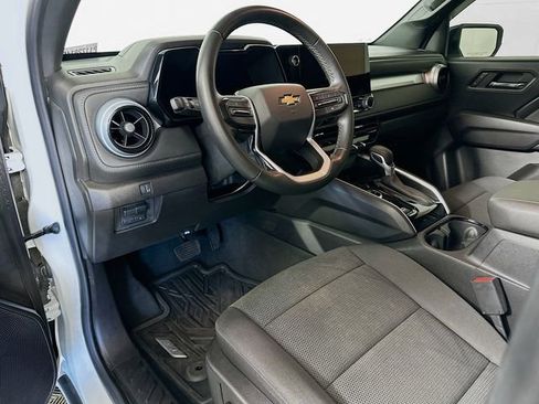 Used 2023 Chevrolet Colorado LT w/ LT Convenience Package II image 10