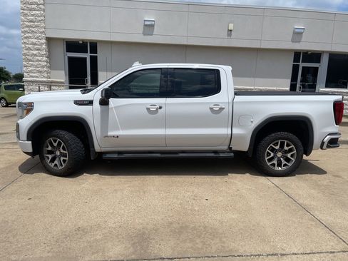 Used 2020 GMC Sierra 1500 AT4 w/ AT4 Premium Package AWD/4WD image 3