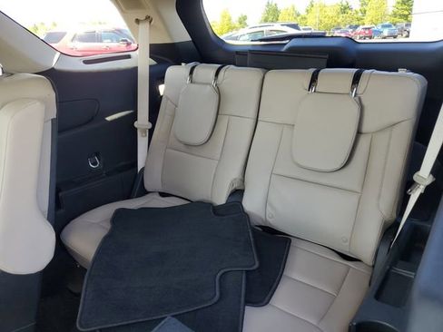 Certified 2023 Ford Explorer Limited w/ Limited Technology Package AWD/4WD image 39