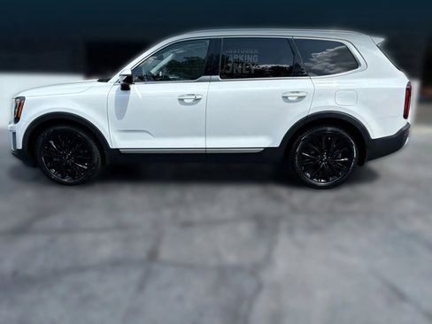 Used 2020 Kia Telluride SX w/ SX Prestige Package image 2