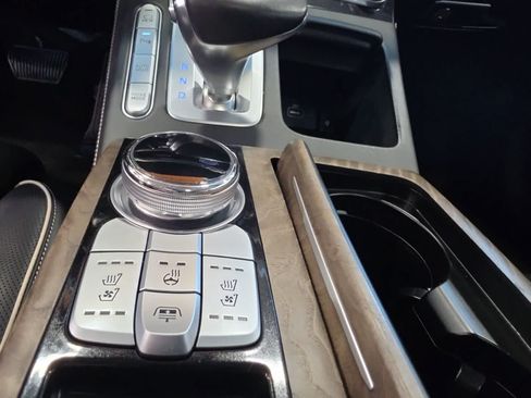 Used 2021 Genesis G90 5.0 Ultimate RWD image 26
