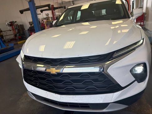 Used 2023 Chevrolet Blazer LT AWD/4WD image 5