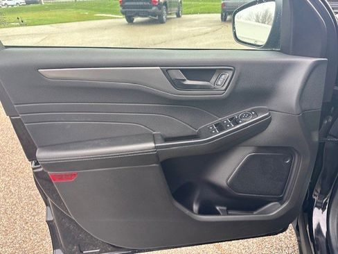 Used 2024 Ford Escape Active w/ Tech Pack #1 image 9