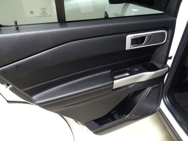 Used 2021 Ford Explorer XLT RWD image 38