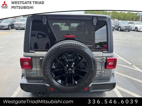 Used 2021 Jeep Wrangler Unlimited Sahara w/ Cold Weather Group AWD/4WD image 5