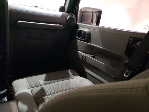 Used 2007 Jeep Wrangler Unlimited Sahara w/ Trailer Tow Group image 11