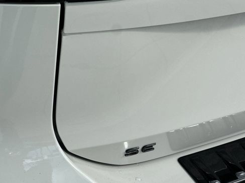 New 2026 Volkswagen Tiguan SE R-Line image 7