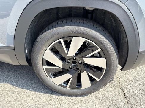 New 2026 Volkswagen Atlas Cross Sport SE image 7