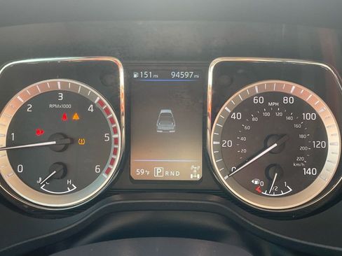 Used 2019 Nissan Titan PRO-4X image 13
