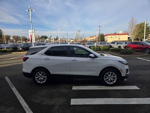 Used 2024 Chevrolet Equinox LT image 6