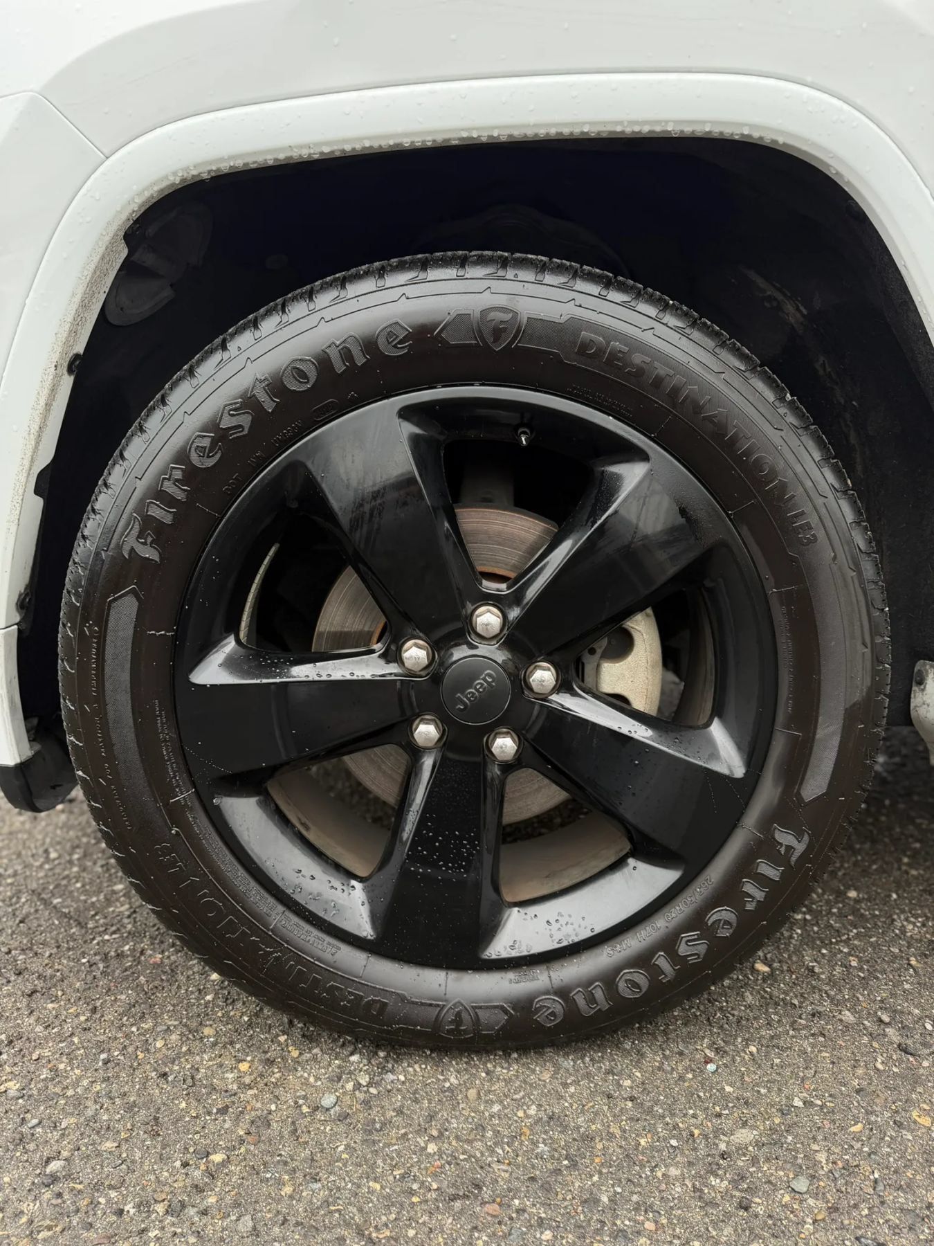 Used 2015 Jeep Grand Cherokee Altitude AWD/4WD image 11