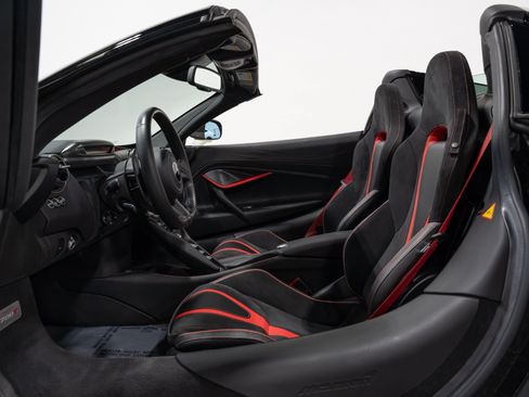 Used 2021 McLaren 720S Performance RWD image 48