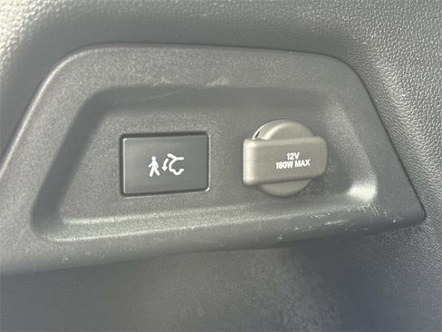 Used 2023 Honda Pilot Touring image 15