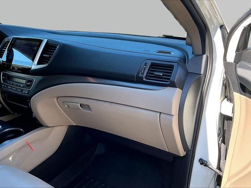 Used 2017 Honda Pilot EX-L image 19