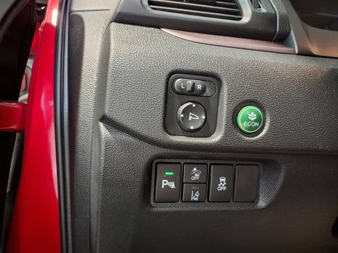 Certified 2025 Honda Passport EX-L image 16