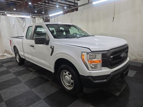 Used 2022 Ford F150 XL RWD image 4