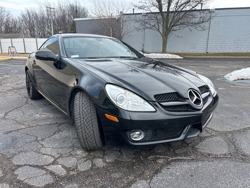 Used 2009 Mercedes-Benz SLK 300 image 11