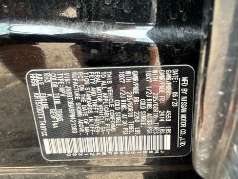 Used 2023 Nissan Rogue SV FWD image 9