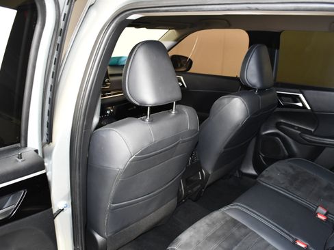 Used 2022 Mitsubishi Outlander SE AWD/4WD image 44