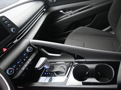 New 2026 Hyundai Elantra Blue image 18