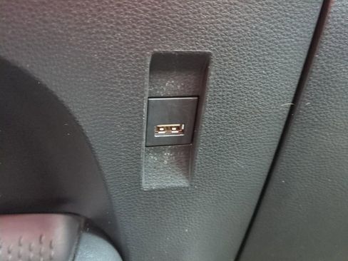 Used 2021 Toyota Corolla LE image 26