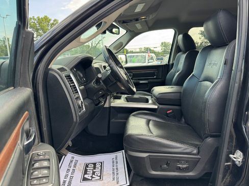 Used 2016 RAM 1500 Laramie w/ Convenience Group AWD/4WD image 15