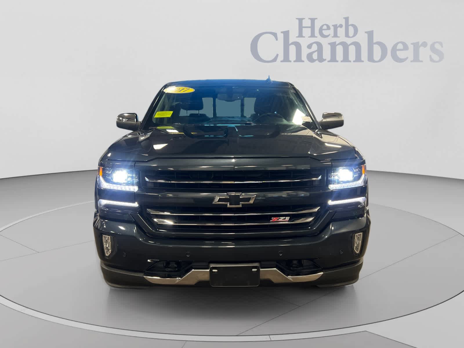 Used 2017 Chevrolet Silverado 1500 LTZ AWD/4WD image 2