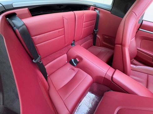 Used 2021 Porsche 911 Targa 4S w/ Sport Chrono Package image 39