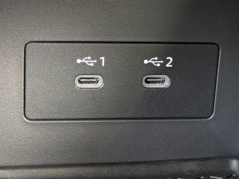 New 2026 Nissan Pathfinder S image 22