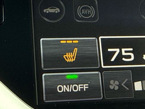 Certified 2025 Subaru Ascent Limited AWD/4WD image 19