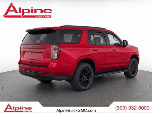 Used 2021 Chevrolet Tahoe Z71 w/ Z71 Off-Road Package AWD/4WD image 4