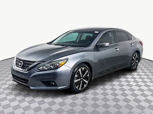 Used 2018 Nissan Altima 2.5 SR image 4