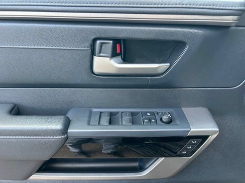 Used 2022 Toyota Tundra Limited w/ Power Package AWD/4WD image 15