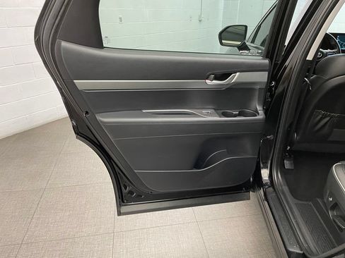 Used 2023 Hyundai Palisade SEL w/ Cargo Package FWD image 24