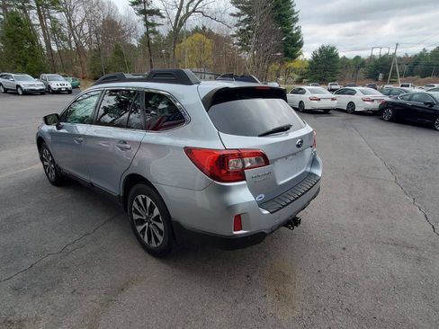 Used 2017 Subaru Outback 3.6R Limited image 5