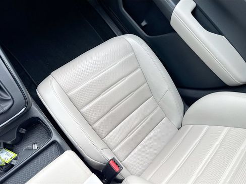 Used 2025 Honda CR-V EX-L image 28