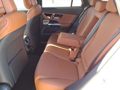 New 2026 Mercedes-Benz GLC 300 image 18