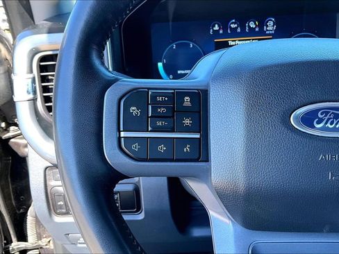 Used 2024 Ford F350 Lariat w/ Lariat Ultimate Package image 18